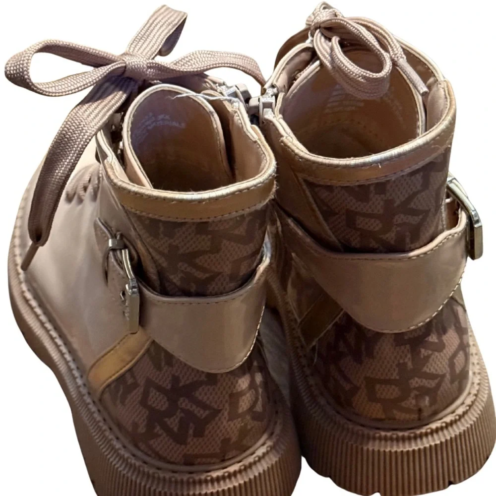 DKNY Girls Pink Metallic Combat Boots Size 1 |‎ Logo Streetwear Y2K